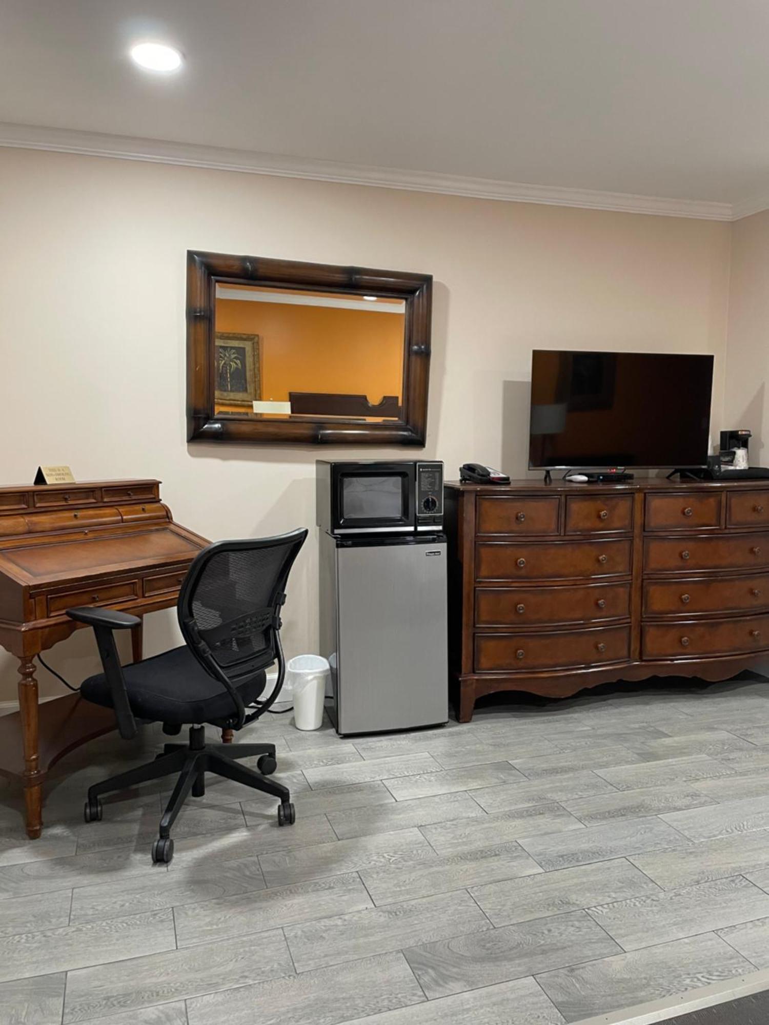 Howard Johnson By Wyndham Ridgecrest, Ca Luaran gambar